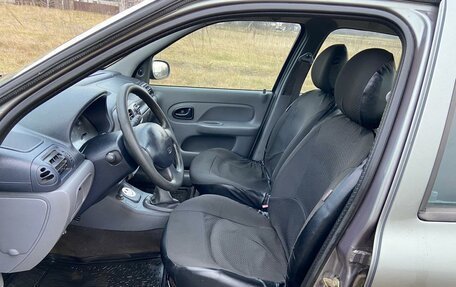 Renault Clio III, 2001 год, 247 000 рублей, 9 фотография