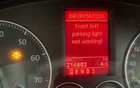 Volkswagen Touran III, 2007 год, 450 000 рублей, 17 фотография