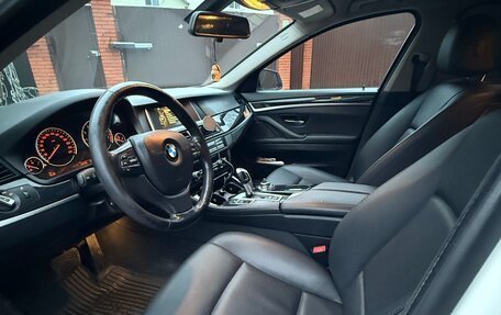 BMW 5 серия, 2016 год, 2 390 000 рублей, 10 фотография