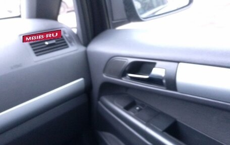 Opel Zafira B, 2012 год, 850 000 рублей, 24 фотография