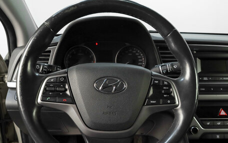 Hyundai Elantra VI рестайлинг, 2018 год, 1 619 000 рублей, 13 фотография