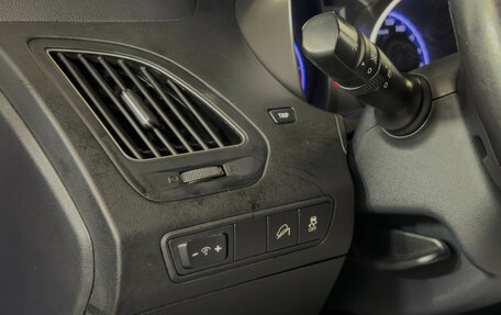 Hyundai ix35 I рестайлинг, 2010 год, 998 000 рублей, 18 фотография