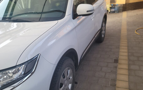 Mitsubishi Outlander III рестайлинг 3, 2016 год, 2 000 000 рублей, 7 фотография