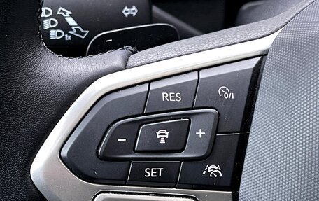 Volkswagen Tiguan II, 2021 год, 3 849 000 рублей, 13 фотография