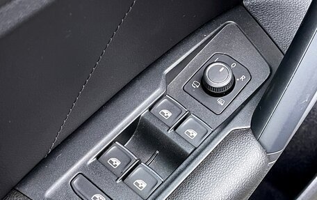 Volkswagen Tiguan II, 2021 год, 3 849 000 рублей, 16 фотография