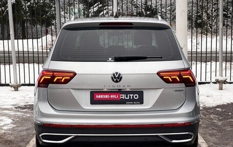 Volkswagen Tiguan II, 2021 год, 3 849 000 рублей, 5 фотография