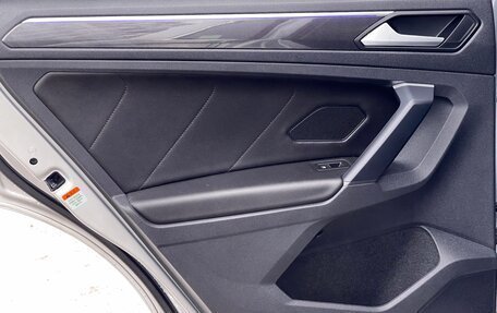 Volkswagen Tiguan II, 2021 год, 3 849 000 рублей, 19 фотография