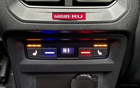 Volkswagen Tiguan II, 2021 год, 3 849 000 рублей, 26 фотография