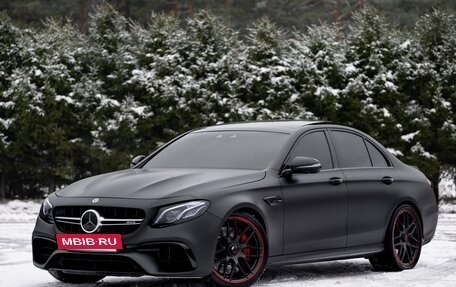 Mercedes-Benz E-Класс AMG, 2018 год, 5 590 000 рублей, 3 фотография