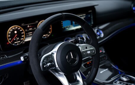 Mercedes-Benz E-Класс AMG, 2018 год, 5 590 000 рублей, 16 фотография