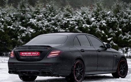 Mercedes-Benz E-Класс AMG, 2018 год, 5 590 000 рублей, 5 фотография