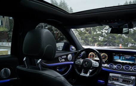 Mercedes-Benz E-Класс AMG, 2018 год, 5 590 000 рублей, 30 фотография