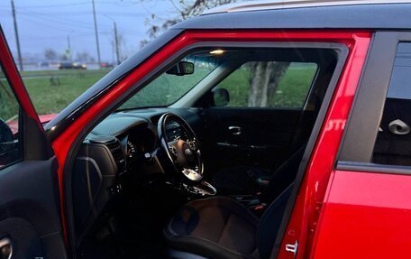 KIA Soul II рестайлинг, 2018 год, 1 900 000 рублей, 7 фотография