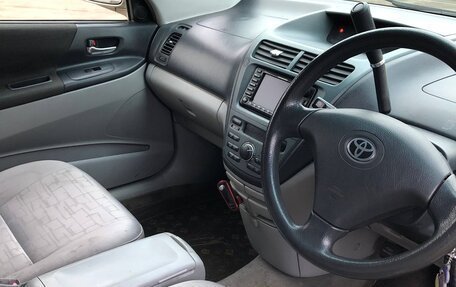 Toyota Opa I рестайлинг, 2000 год, 400 000 рублей, 17 фотография