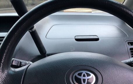 Toyota Opa I рестайлинг, 2000 год, 400 000 рублей, 23 фотография