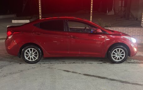 Hyundai Elantra V, 2011 год, 749 000 рублей, 1 фотография
