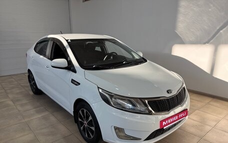 KIA Rio III рестайлинг, 2014 год, 1 100 000 рублей, 2 фотография