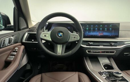 BMW X5, 2025 год, 13 фотография