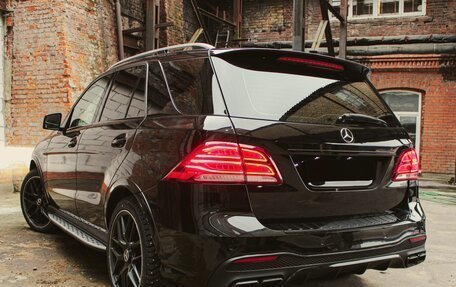 Mercedes-Benz M-Класс, 2012 год, 2 800 000 рублей, 4 фотография