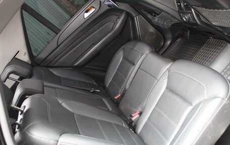 Mercedes-Benz M-Класс, 2012 год, 2 800 000 рублей, 28 фотография