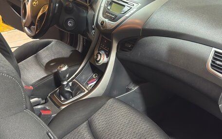 Hyundai Elantra V, 2011 год, 749 000 рублей, 6 фотография