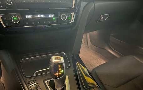 BMW 3 серия, 2018 год, 2 000 000 рублей, 12 фотография