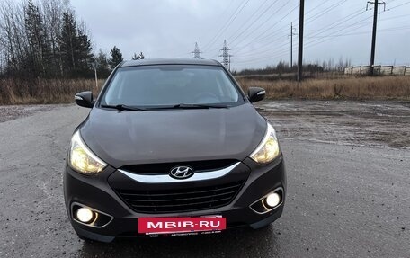Hyundai ix35 I рестайлинг, 2014 год, 1 350 000 рублей, 2 фотография