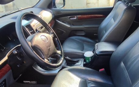 Toyota Land Cruiser Prado 120 рестайлинг, 2004 год, 1 712 000 рублей, 8 фотография