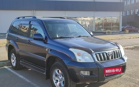 Toyota Land Cruiser Prado 120 рестайлинг, 2004 год, 1 712 000 рублей, 4 фотография