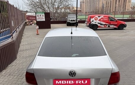 Volkswagen Polo VI (EU Market), 2011 год, 590 000 рублей, 4 фотография