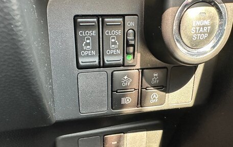 Toyota Roomy I, 2020 год, 1 450 000 рублей, 8 фотография