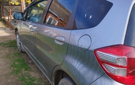 Honda Fit III, 2009 год, 600 000 рублей, 3 фотография