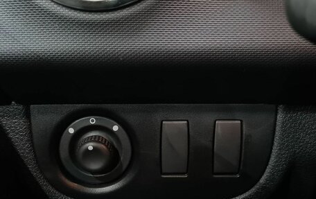 Renault Sandero II рестайлинг, 2020 год, 1 150 000 рублей, 18 фотография