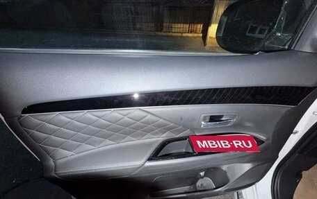 Mitsubishi Outlander III рестайлинг 3, 2022 год, 2 550 000 рублей, 14 фотография