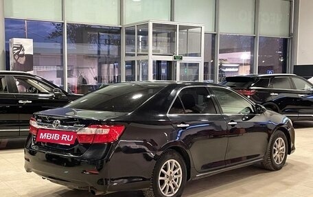 Toyota Camry, 2011 год, 989 000 рублей, 4 фотография