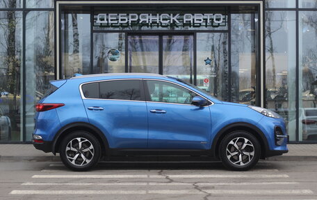 KIA Sportage IV рестайлинг, 2018 год, 2 490 000 рублей, 3 фотография
