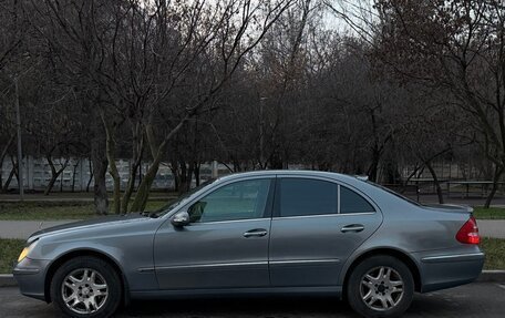 Mercedes-Benz E-Класс, 2004 год, 560 000 рублей, 5 фотография