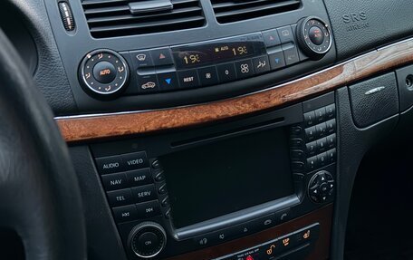 Mercedes-Benz E-Класс, 2004 год, 560 000 рублей, 12 фотография