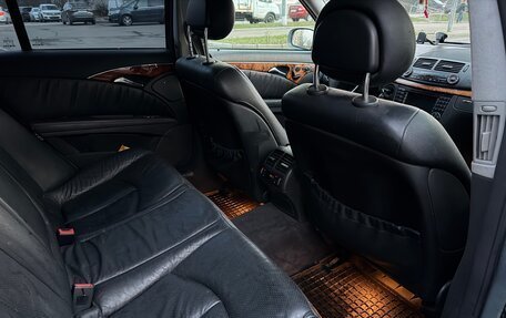 Mercedes-Benz E-Класс, 2004 год, 560 000 рублей, 13 фотография