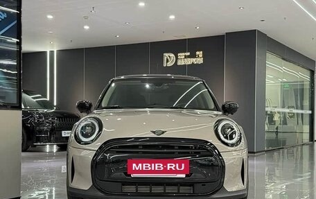 MINI Hatch, 2022 год, 2 570 000 рублей, 2 фотография