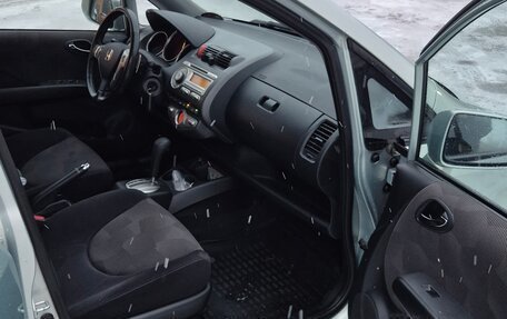 Honda Jazz I рестайлинг, 2007 год, 900 000 рублей, 14 фотография