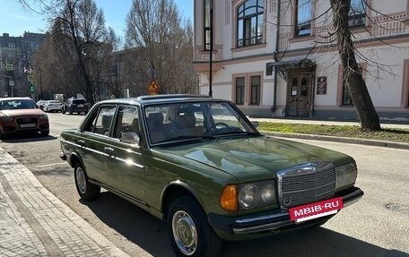 Mercedes-Benz W123, 1981 год, 470 000 рублей, 4 фотография