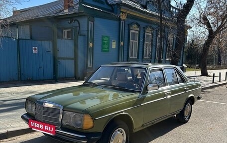 Mercedes-Benz W123, 1981 год, 470 000 рублей, 2 фотография