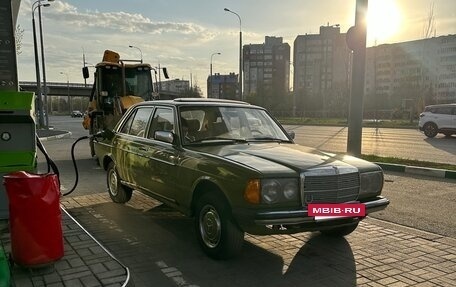 Mercedes-Benz W123, 1981 год, 470 000 рублей, 13 фотография
