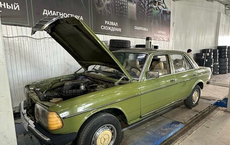 Mercedes-Benz W123, 1981 год, 470 000 рублей, 17 фотография