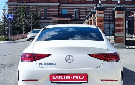 Mercedes-Benz CLS, 2020 год, 5 500 000 рублей, 4 фотография