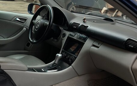 Mercedes-Benz C-Класс, 2005 год, 530 000 рублей, 9 фотография