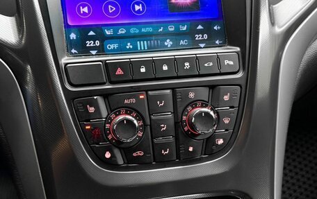 Opel Astra J, 2010 год, 829 000 рублей, 11 фотография