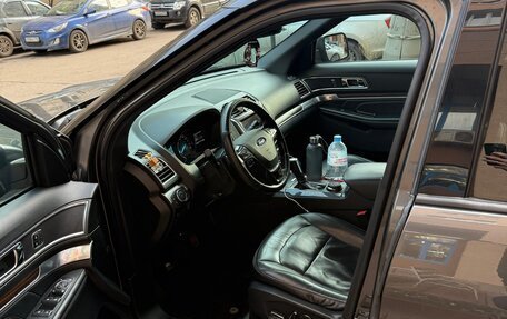 Ford Explorer VI, 2016 год, 2 900 000 рублей, 7 фотография