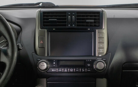 Toyota Land Cruiser Prado 150 рестайлинг 2, 2013 год, 2 850 000 рублей, 14 фотография